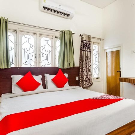 Oyo 76129 Rk Inn Guntur Luaran gambar