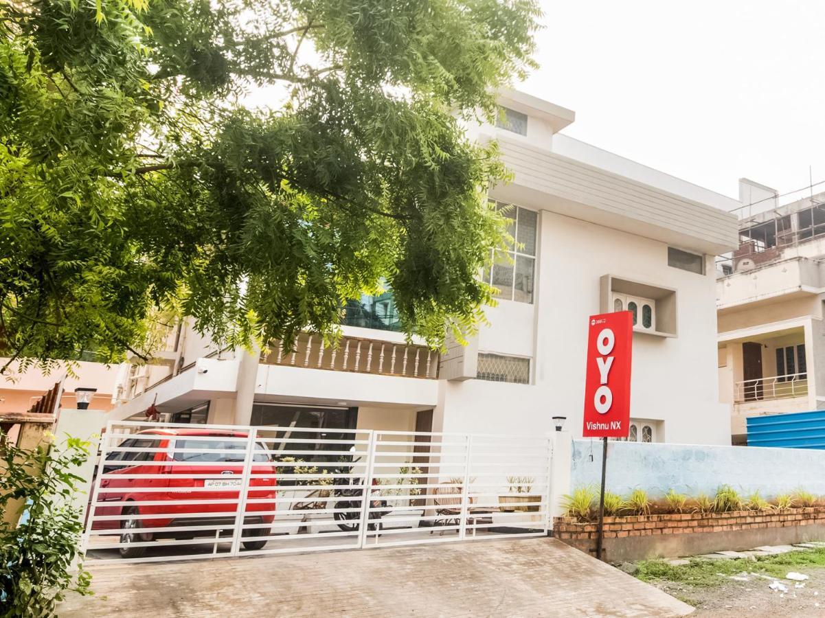 Oyo 76129 Rk Inn Guntur Luaran gambar